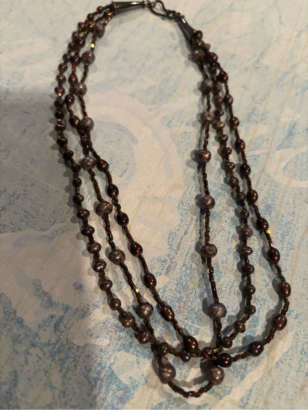 Lot of 7 unique necklaces, beaded, shells, pearl beads,bronze look $23.00. - Picture 15 of 16